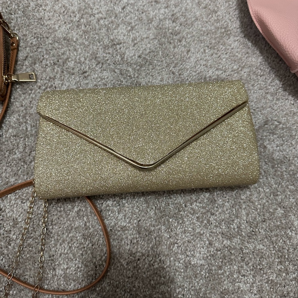 Gold clutch 1